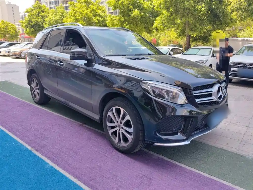 Mercedes-Benz GLE 2018 GLE 320 4MATIC Dynamic Ultimate Edition фото 6