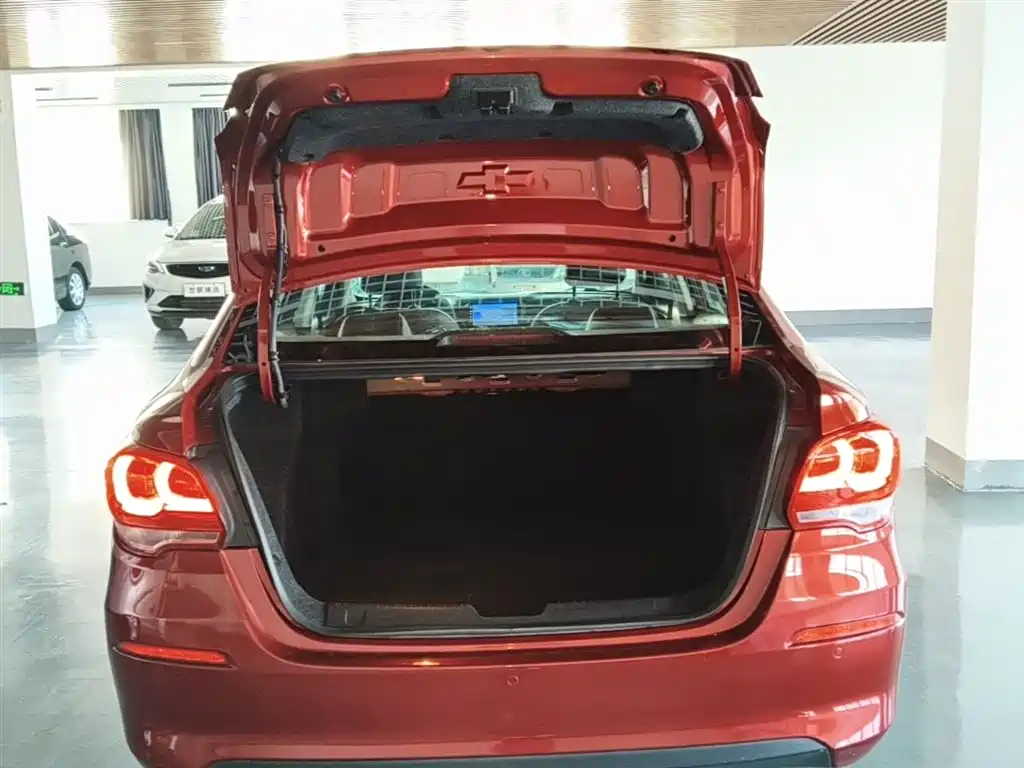 Chevrolet Cavalier 2019 320 Automatic Joy Edition фото 19