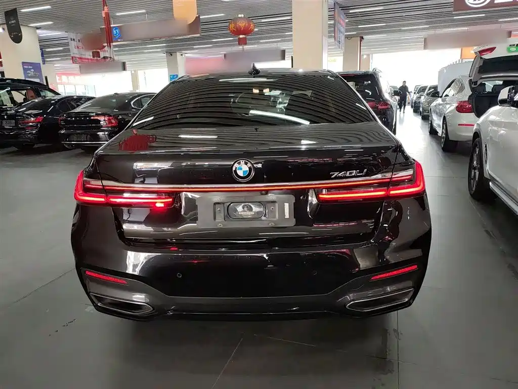BMW 7 Series 2019 730Li M Sport Package фото 6