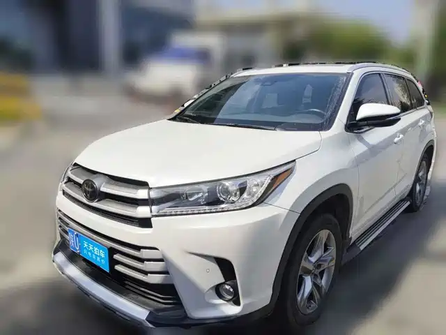 Toyota Highlander 2021 2.0T AWD Luxury 7-Seater — фото 1