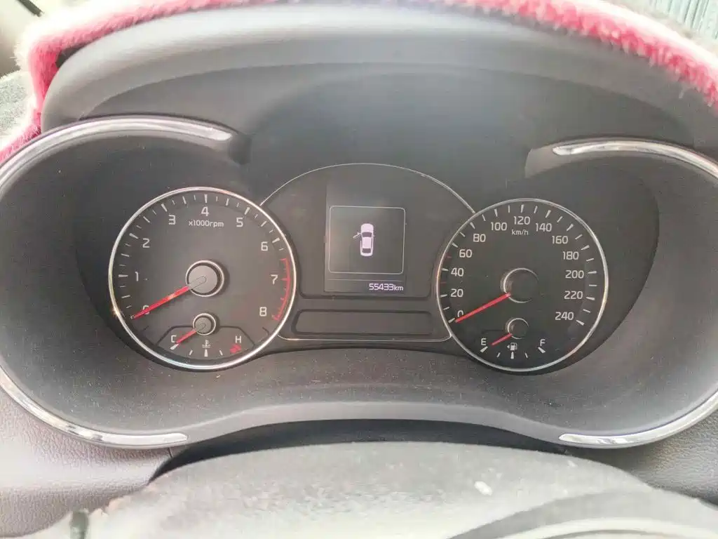 Photo 4 - Kia K3