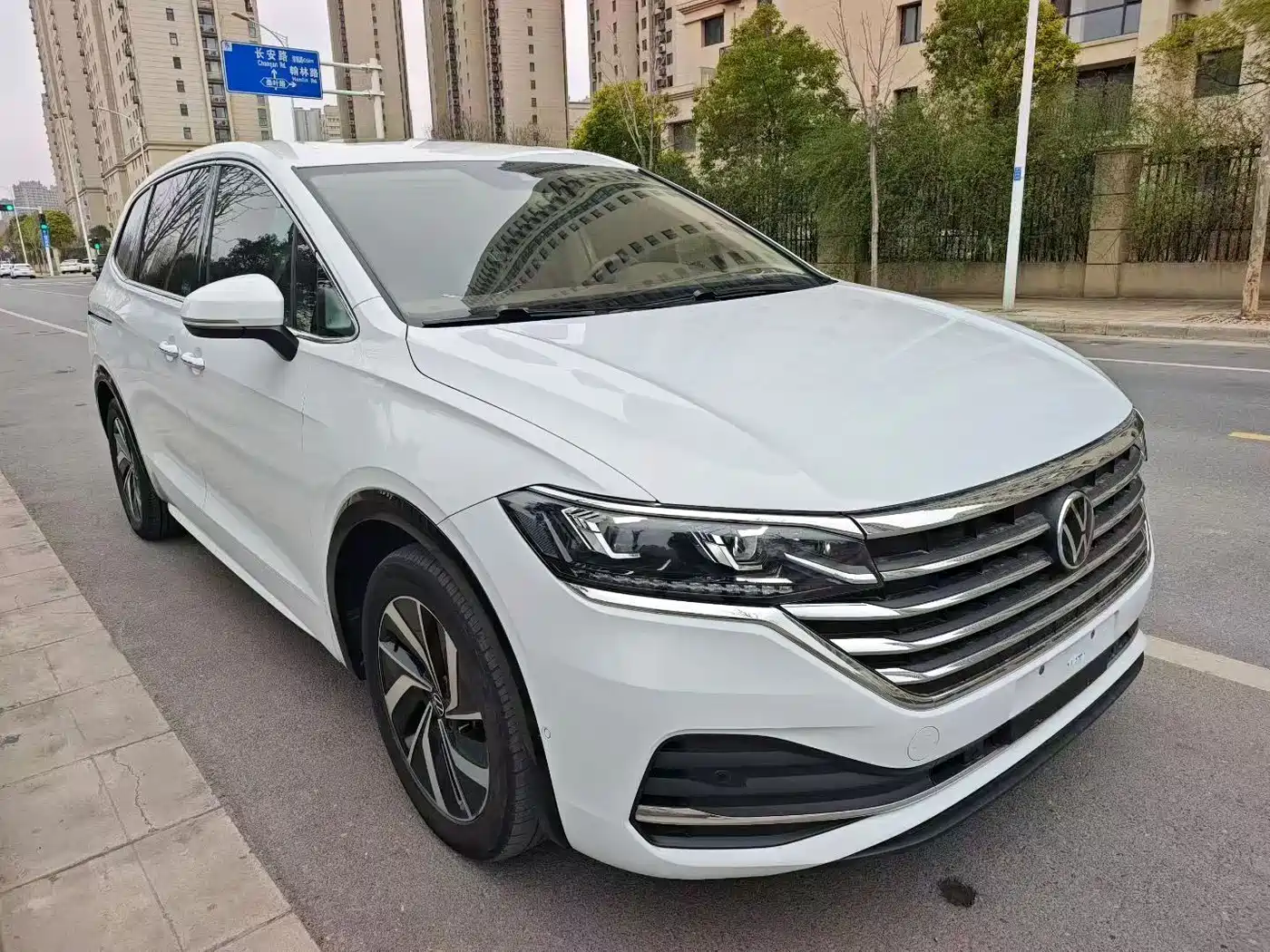 Volkswagen Viloran 2024 330TSI Luxury Edition