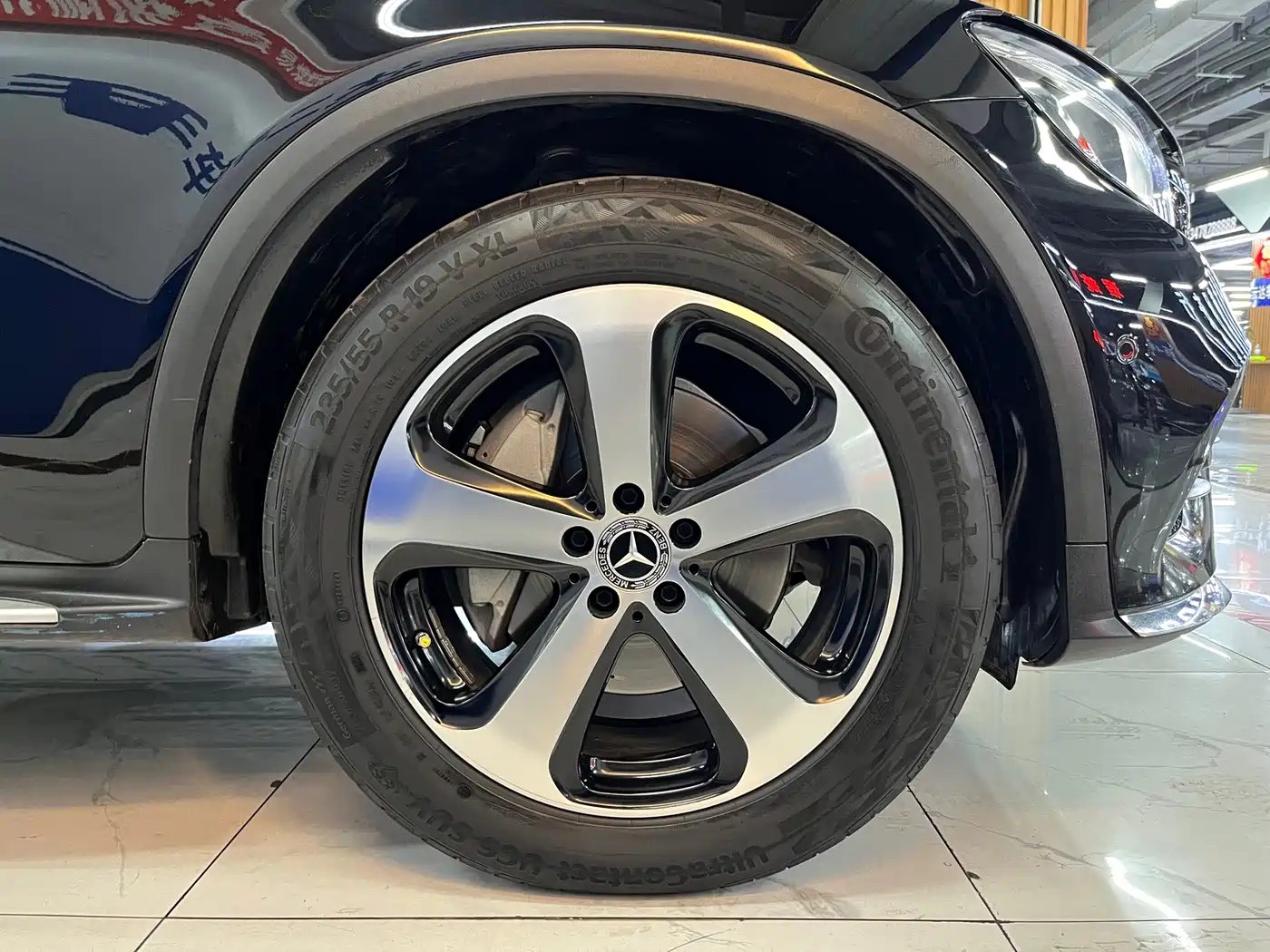 Mercedes-Benz GLC 2018 Facelift GLC 260 4MATIC Luxury фото 7
