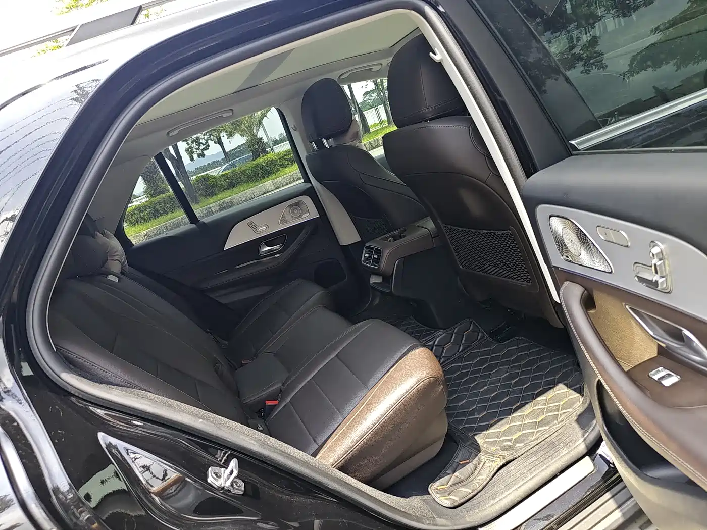 Mercedes-Benz GLE 2023 GLE 450 4MATIC Fashion фото 3