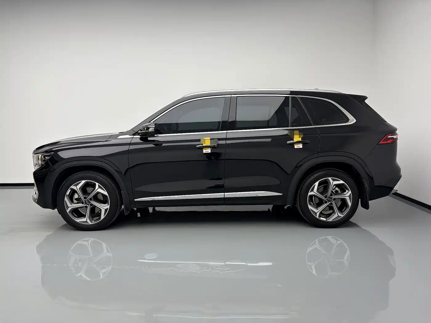 Geely Monjaro 2025 2024 Model 2.0TD High-Power Automatic 2WD Cloudrise Edition