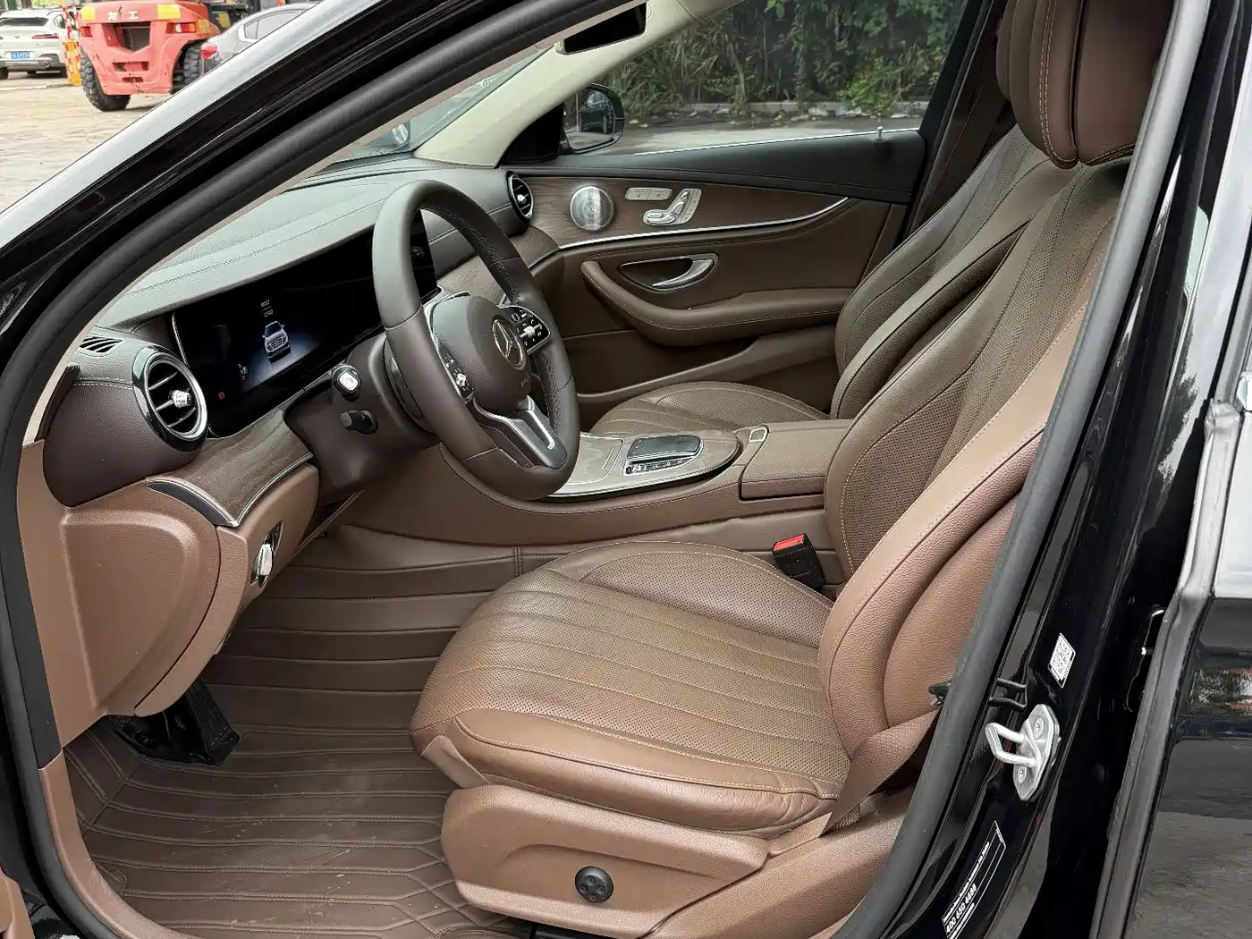Mercedes-Benz E-Class 2020 Facelift E 300 L Exclusive фото 4