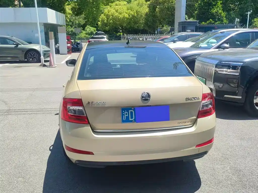 Škoda Octavia 2015 1.6L Automatic逸俊版 фото 4