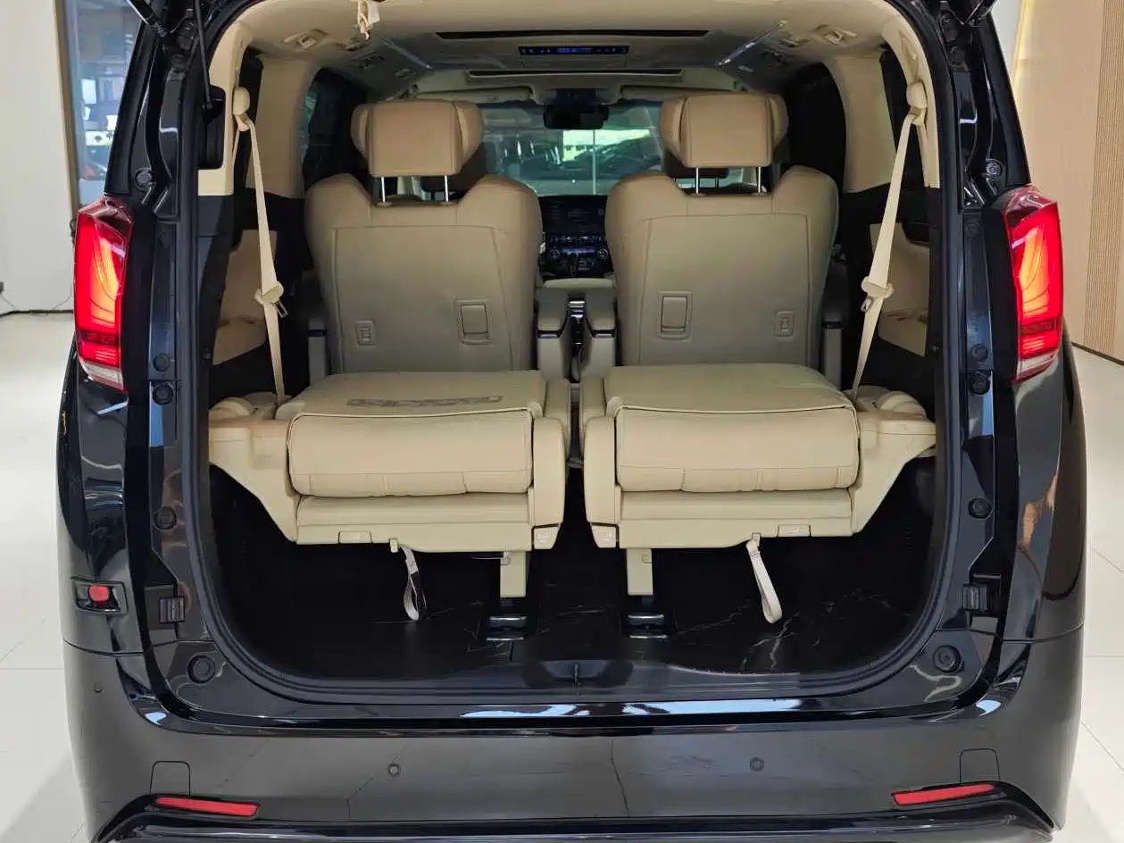Toyota Alphard 2021 Hybrid 2.5L Premium фото 24