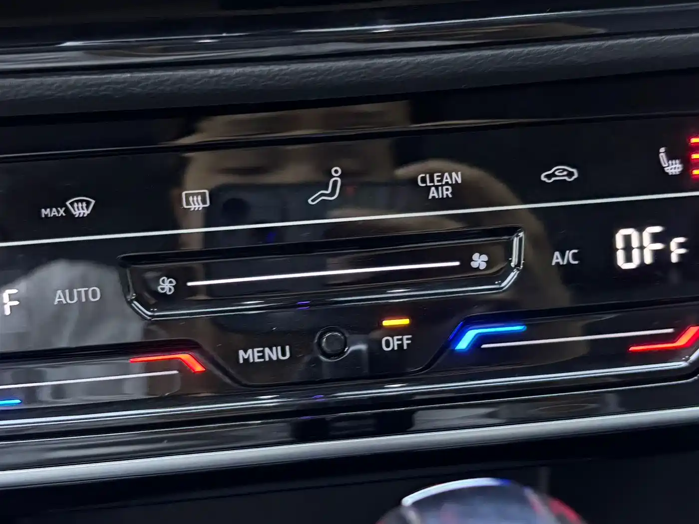Volkswagen Lavida 2023 Model 280TSI DSG Eternal Edition фото 8