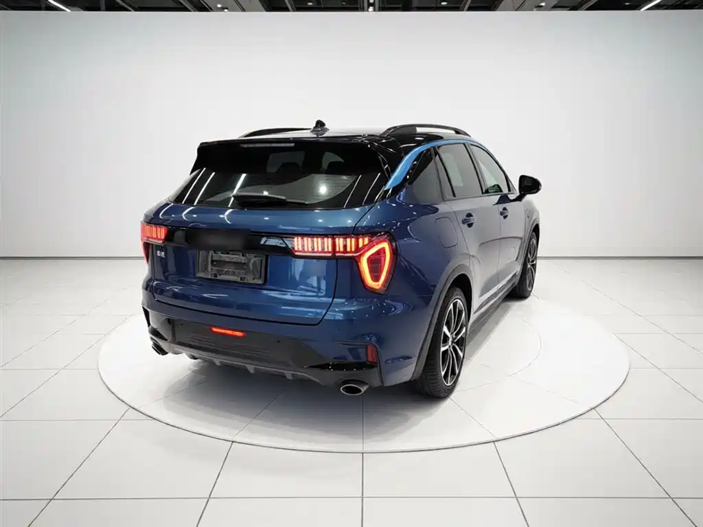 Lynk & Co 01 2021 2.0TD 2WD Shine Pro фото 6