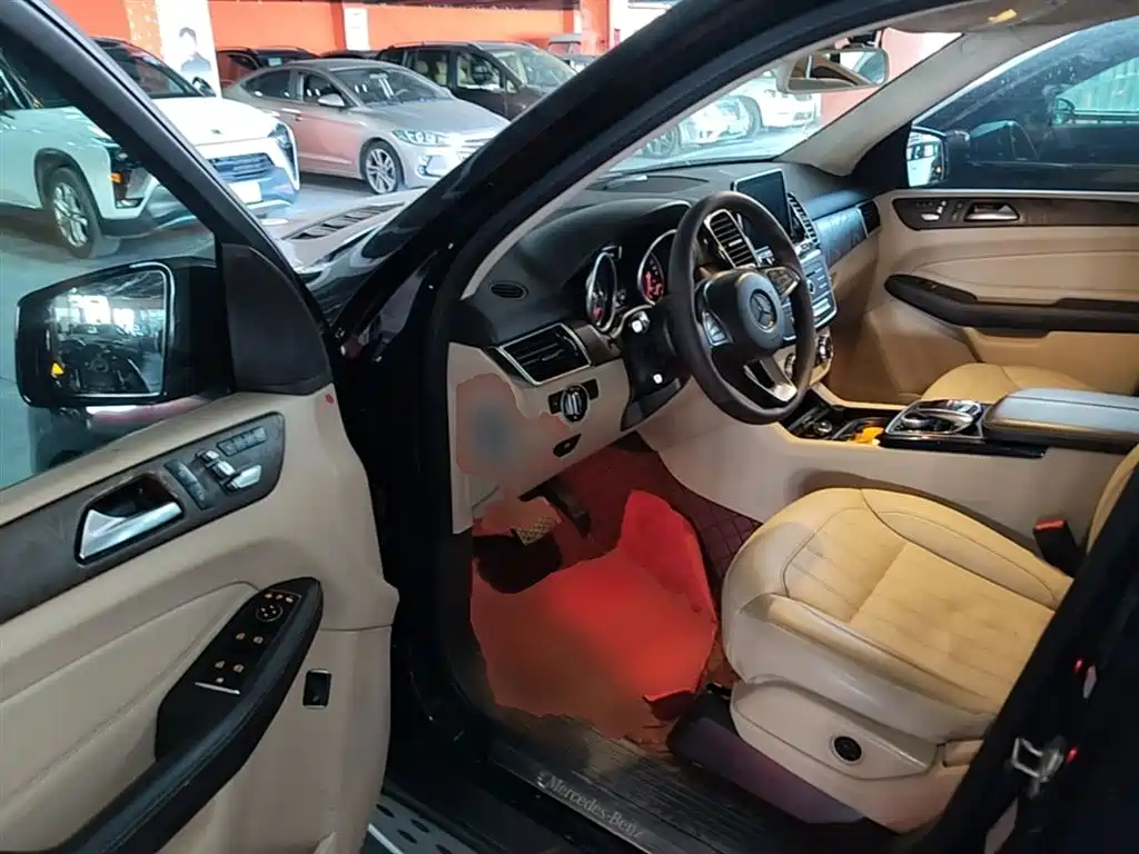 Mercedes-Benz GLE 2015 GLE 400 4MATIC фото 16