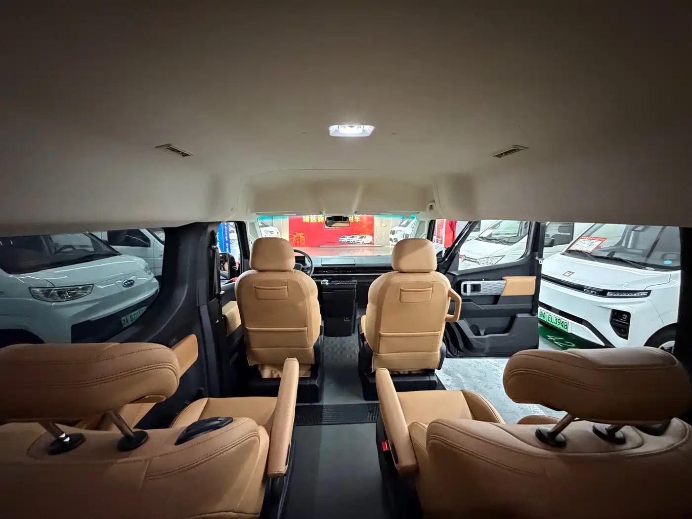 Yuan Cheng Farizon Super VAN 2025, Yuecheng Edition Medium Wheelbase Medium Roof 83kWh — автомобиль под заказ из Европы, фото 12