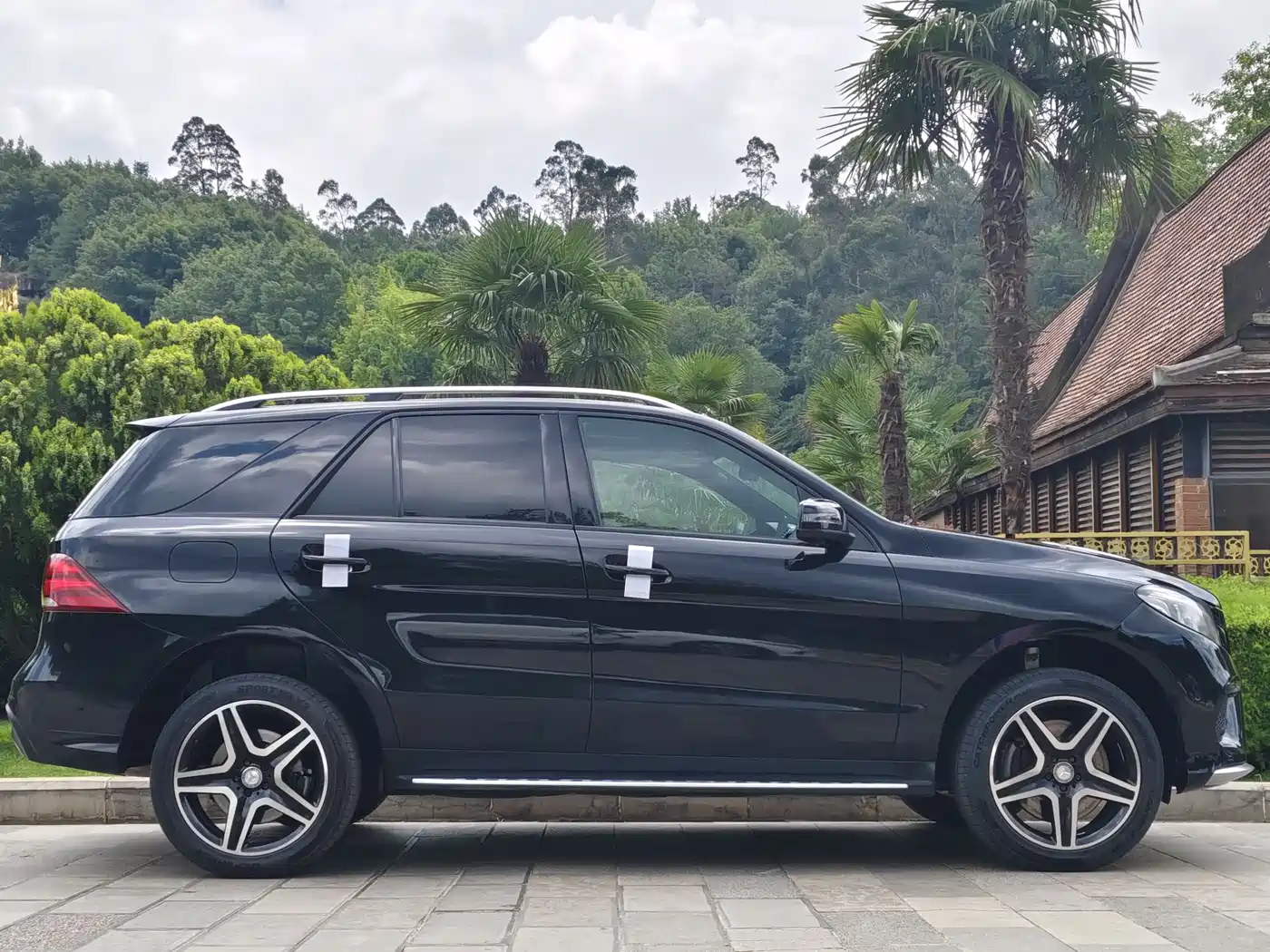 Mercedes-Benz GLE 2016 GLE 450 AMG 4MATIC фото 46