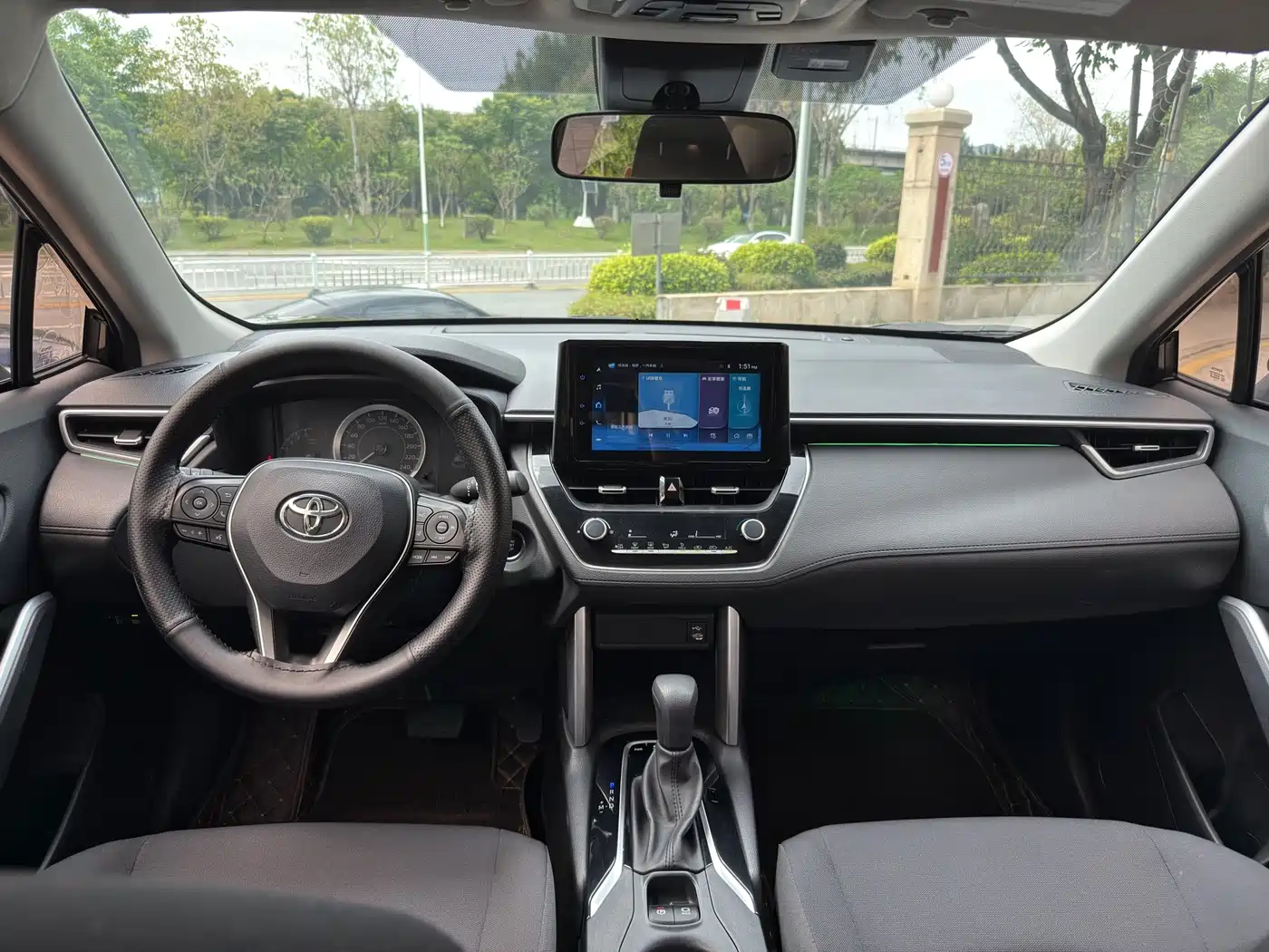 Toyota Corolla Cross 2022 2.0L Luxury Edition фото 10