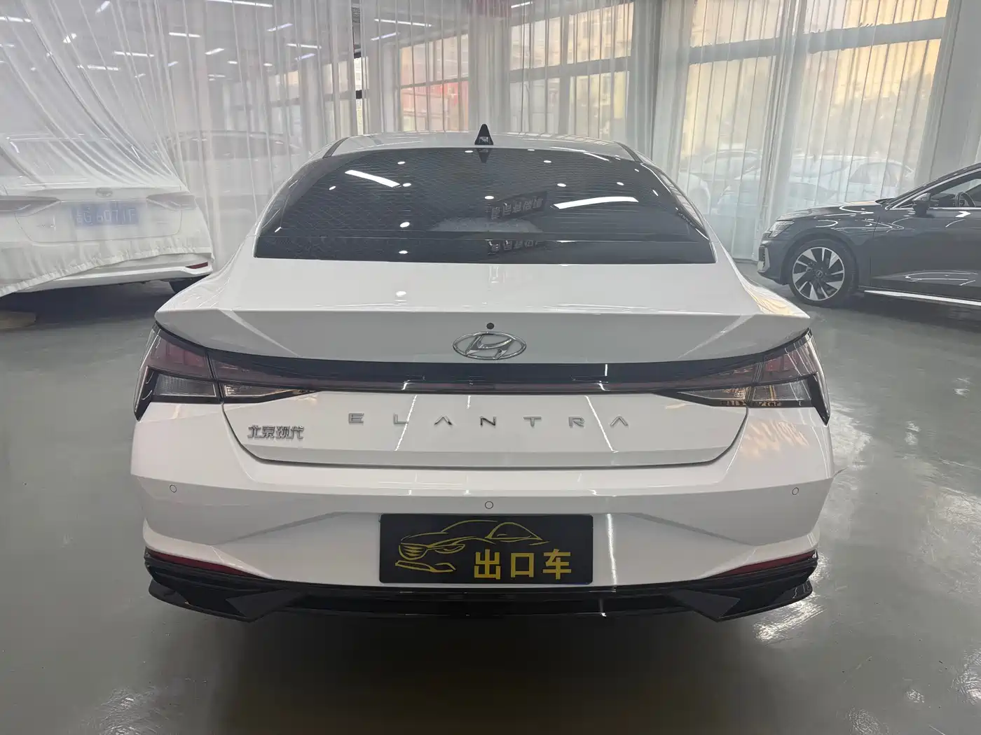 Hyundai Elantra 2022 1.5L CVT GLX Elite Edition фото 5