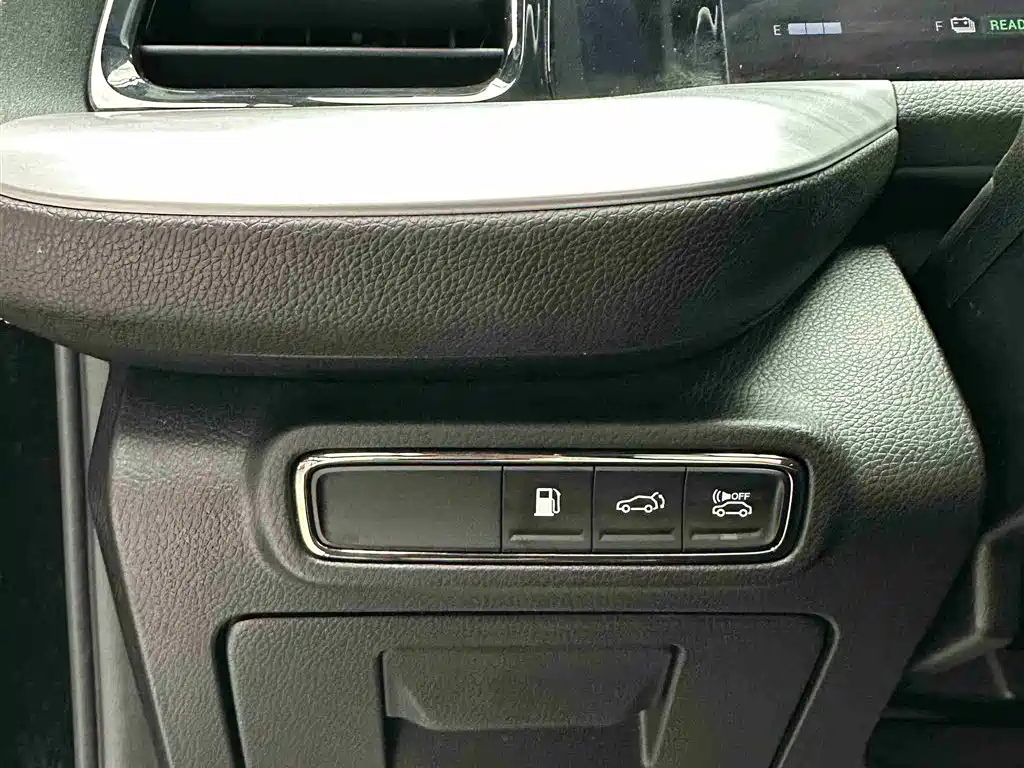GAC Trumpchi Trumpchi GS8 2022 Dual Engine Series 2.0TM 4WD Premium Edition (6-Seater) фото 22