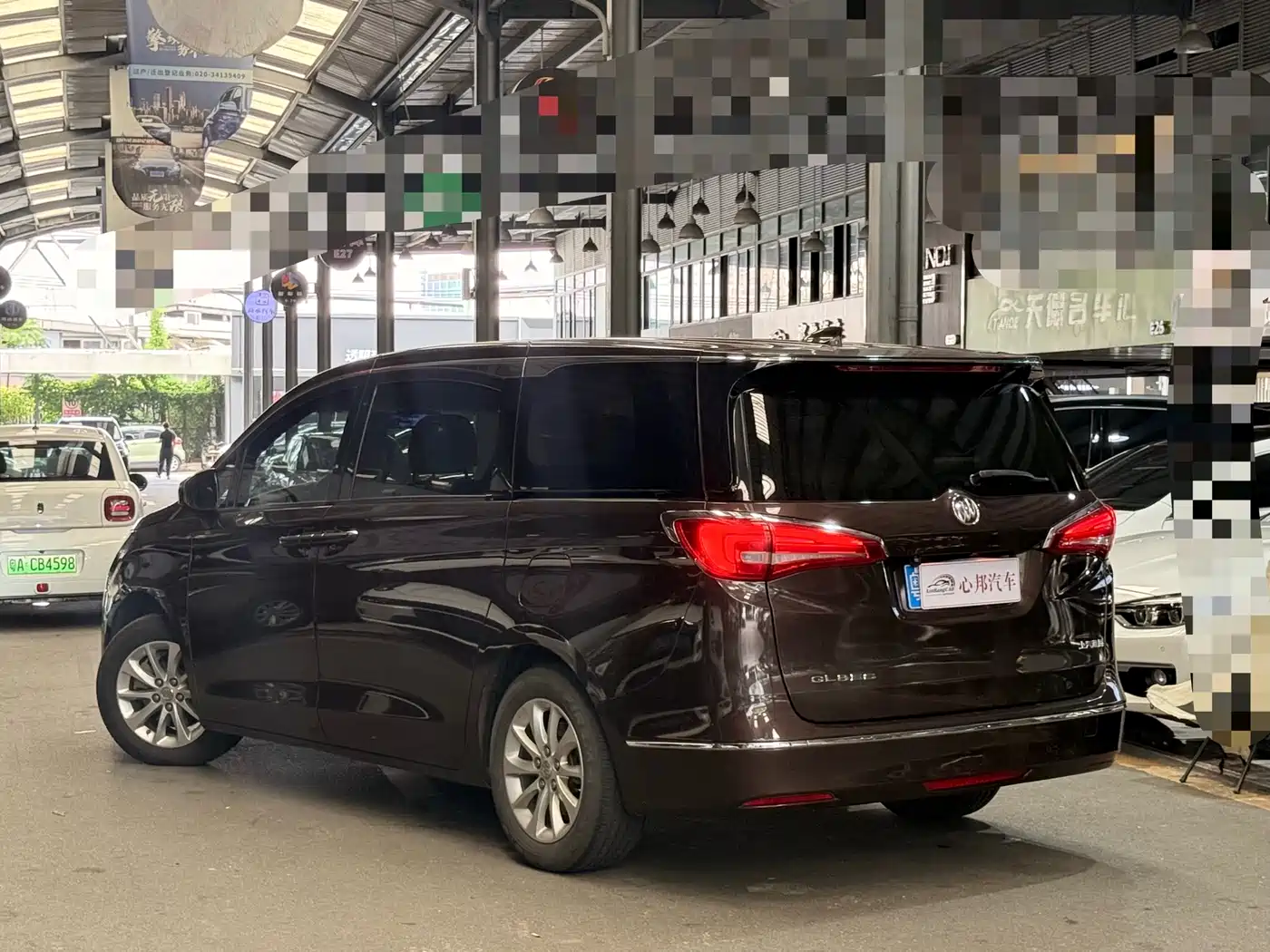 Buick GL8 2017 ES 28T Comfort Type China V фото 28