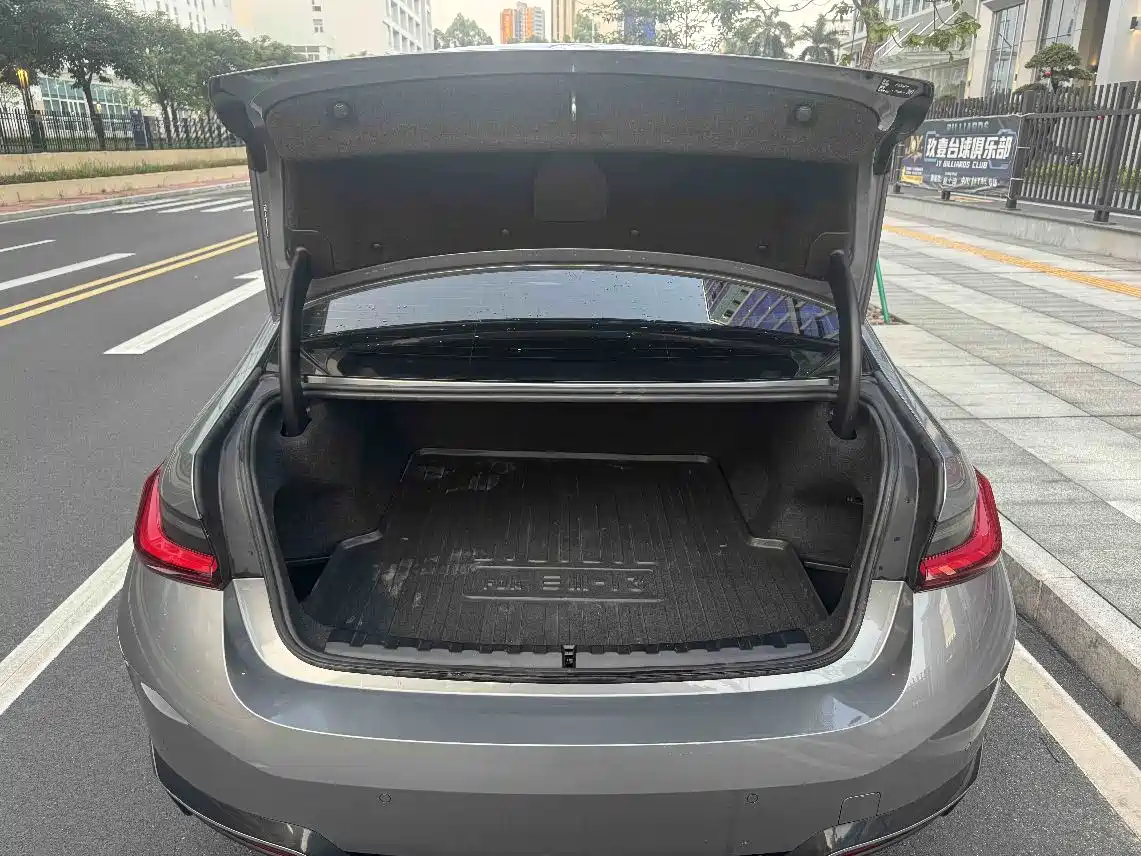 BMW i3 2022 eDrive 35 L фото 17