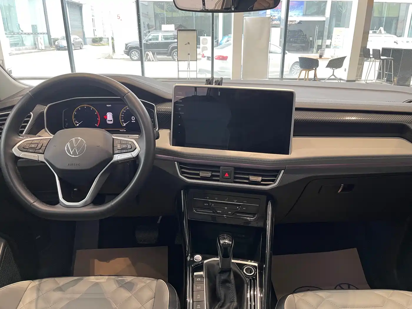 Volkswagen Tayron 2023 300TSI 2WD Luxury Plus Advanced Edition фото 6
