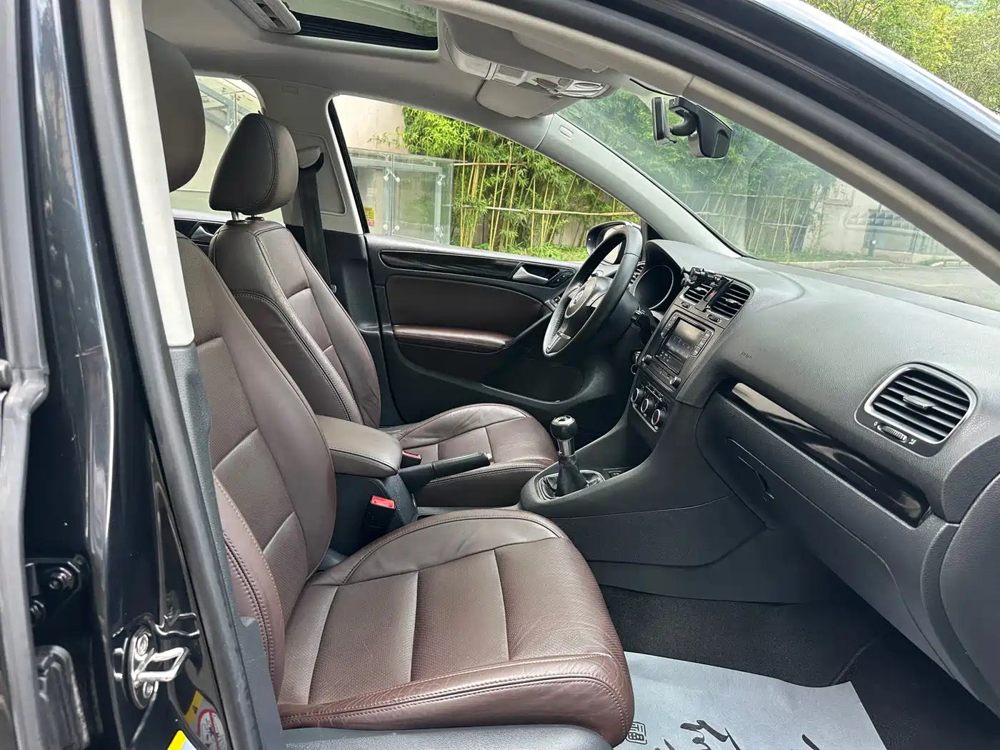 Volkswagen Golf 2012 1.4TSI Manual Comfort Type фото 10