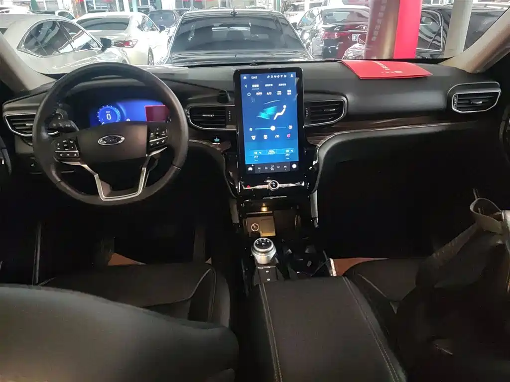 Ford Explorer 2021 2020 EcoBoost 285 AWD Titanium Edition 7-Seater