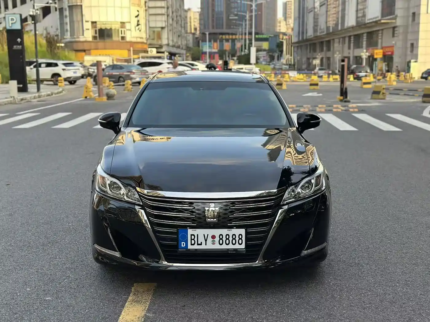 Toyota Crown 2018 2.0T Sport Edition фото 2