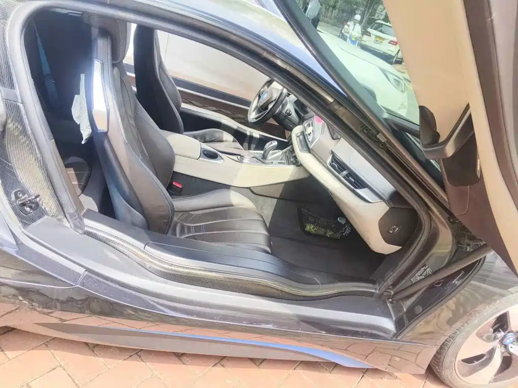 BMW i8 2016 2014 Standard
