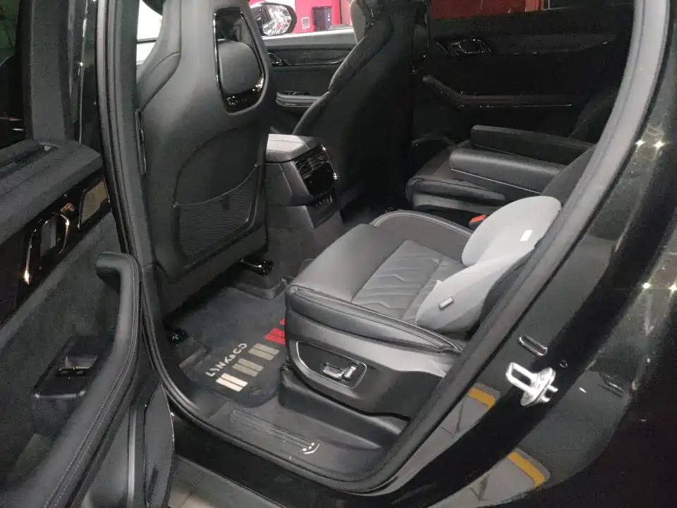 Lynk & Co 09 2021 2.0T Halo 6-Seater фото 7