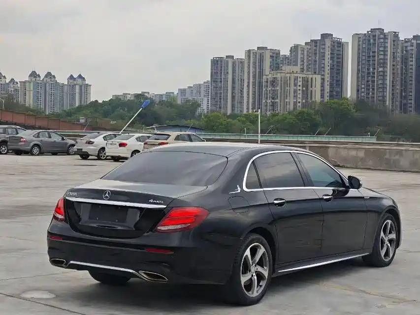 Mercedes-Benz E-Class 2017 E 200 Sport 4MATIC фото 9