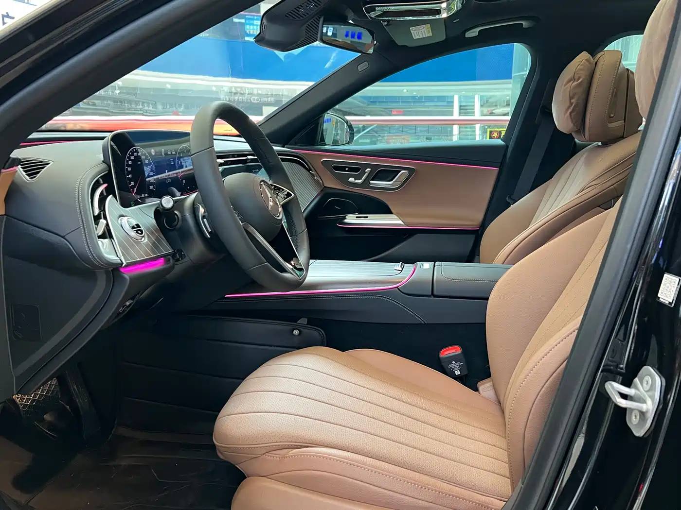 Mercedes-Benz E-Class 2025 E 300 L Fashion фото 5