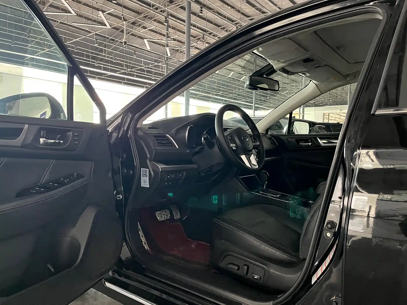 Subaru Legacy 2016 2.5i AWD Glory Edition фото 6