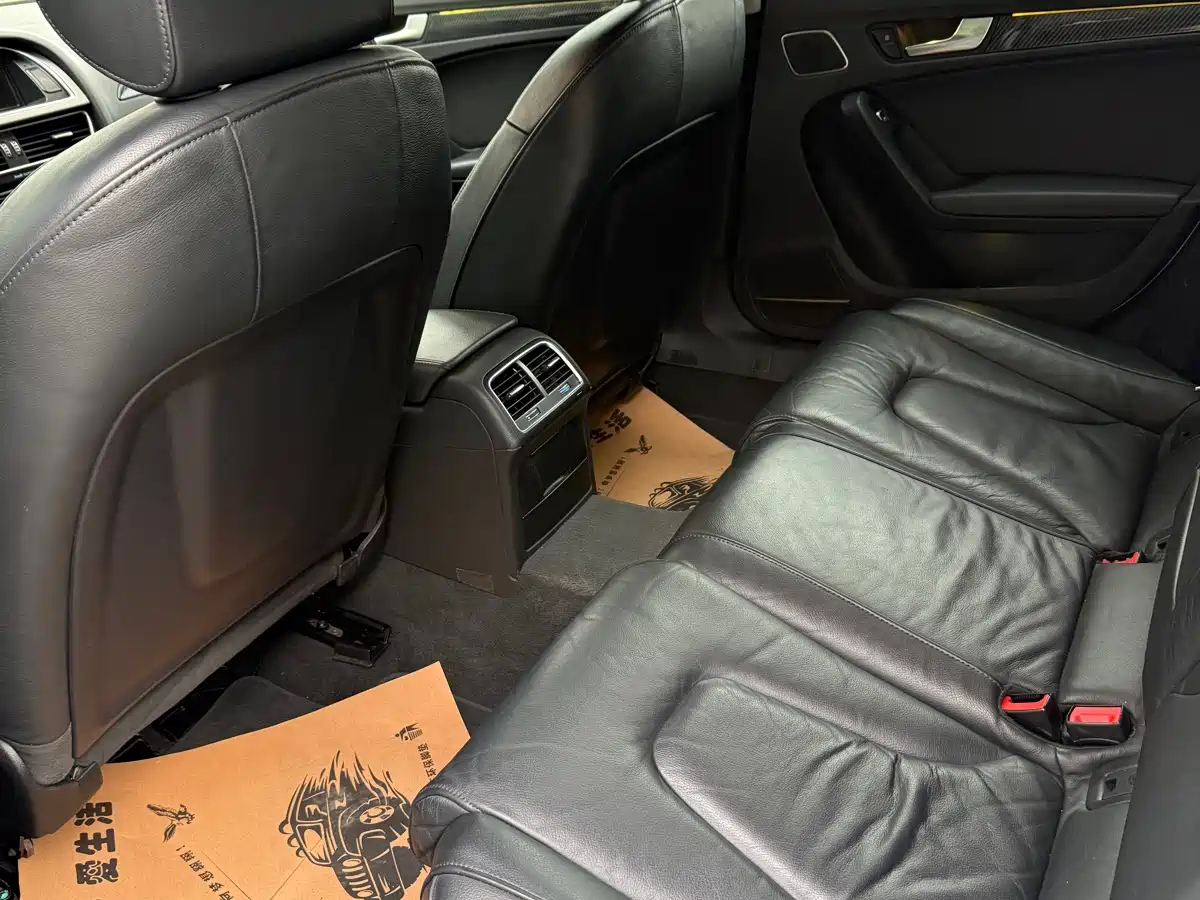 Audi A4L 2015 35 TFSI Auto Comfort фото 7