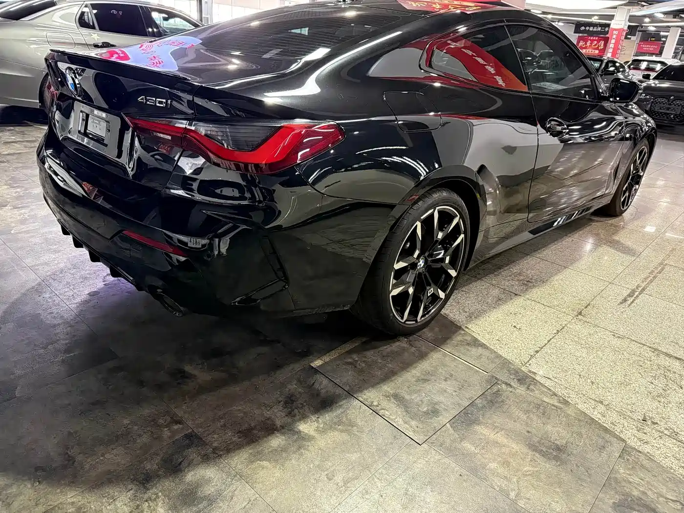 BMW 4 Series 2024 430i M Sport Shadow Edition фото 15