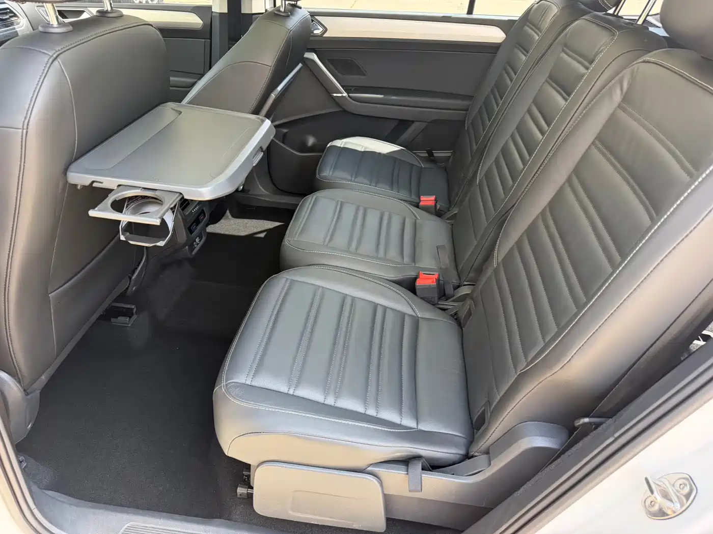 Volkswagen Touran 2021 Touran L 280TSI DSG Cross Edition 7-seater фото 12