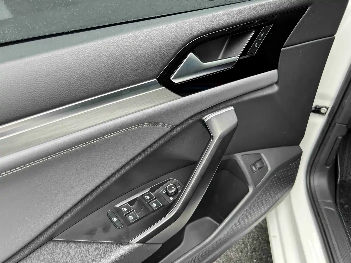 Volkswagen Sagitar 2021 280TSI DSG Comfort Smart Connect Edition фото 16