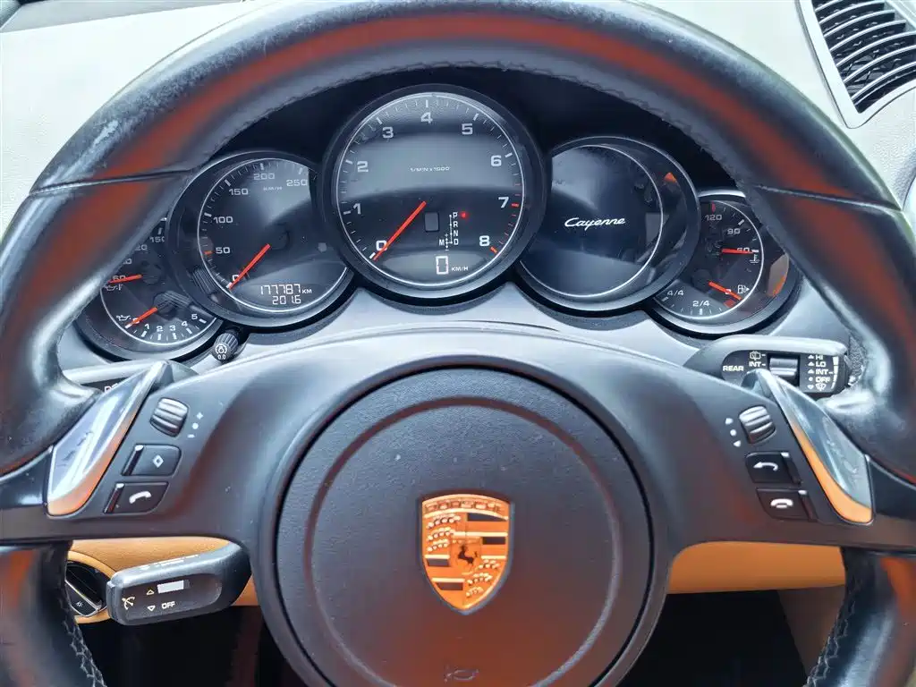 Porsche Cayenne 2015 Cayenne 3.0T фото 16