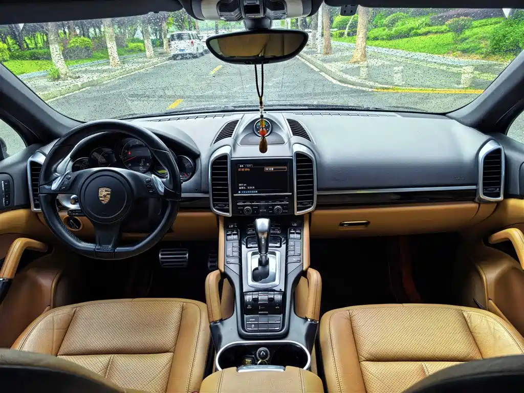 Porsche Cayenne 2015 Cayenne 3.0T фото 14