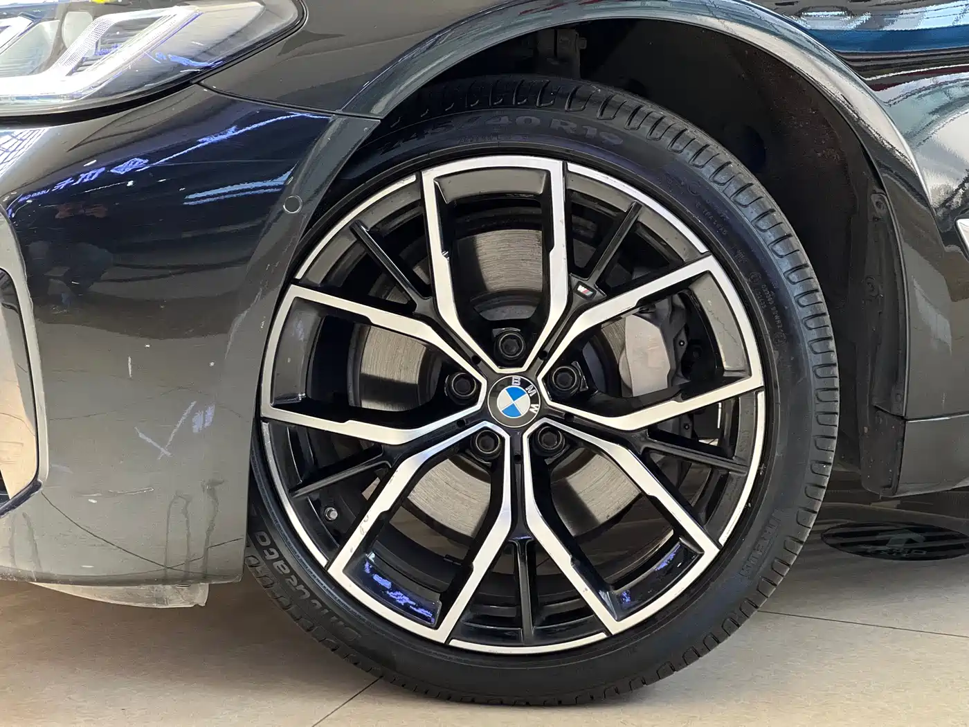 BMW 5 Series 2021 530Li Premium M Sport Package фото 17