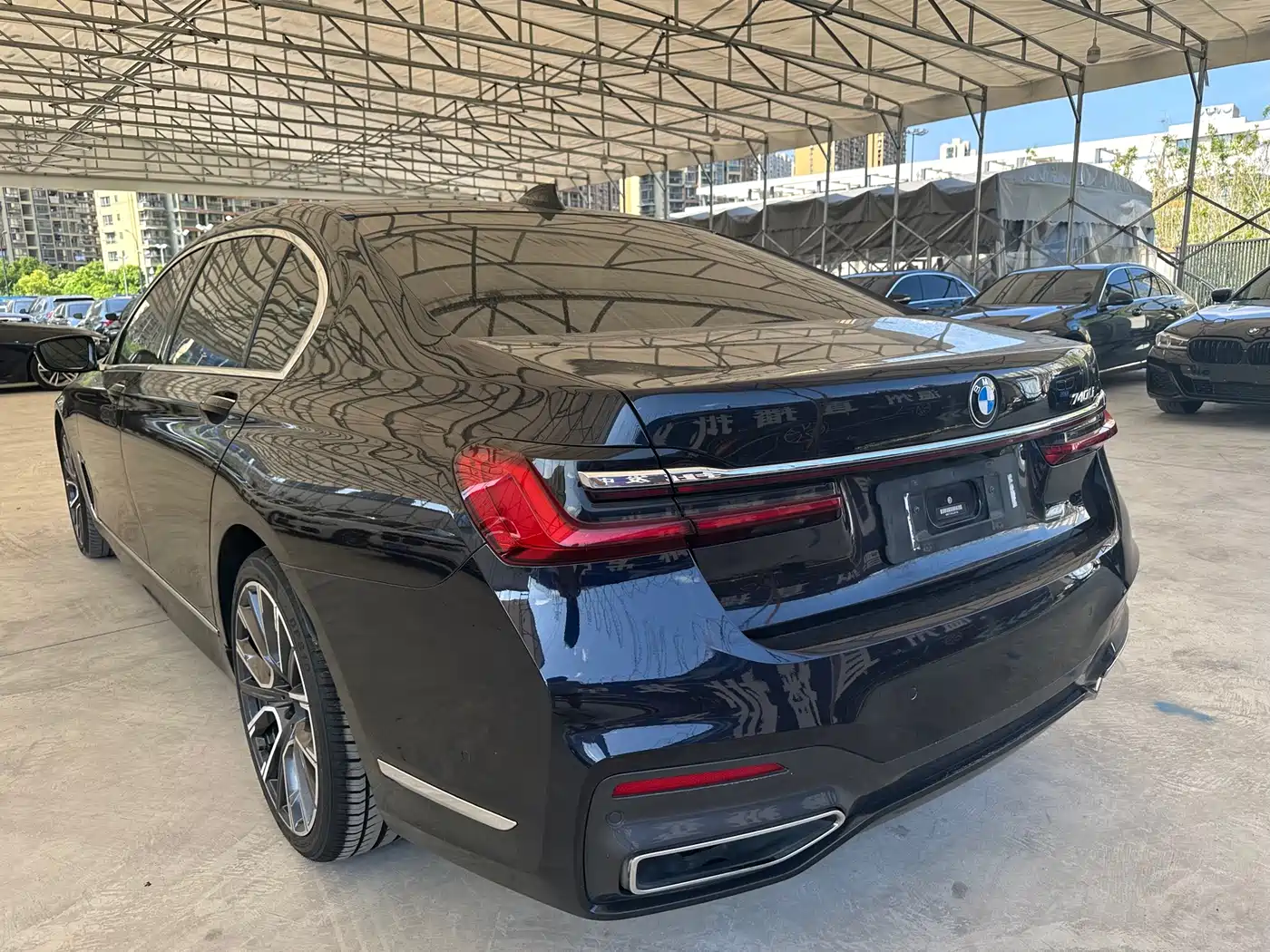 BMW 7 Series 2019 740Li Leading M Sport Package фото 8