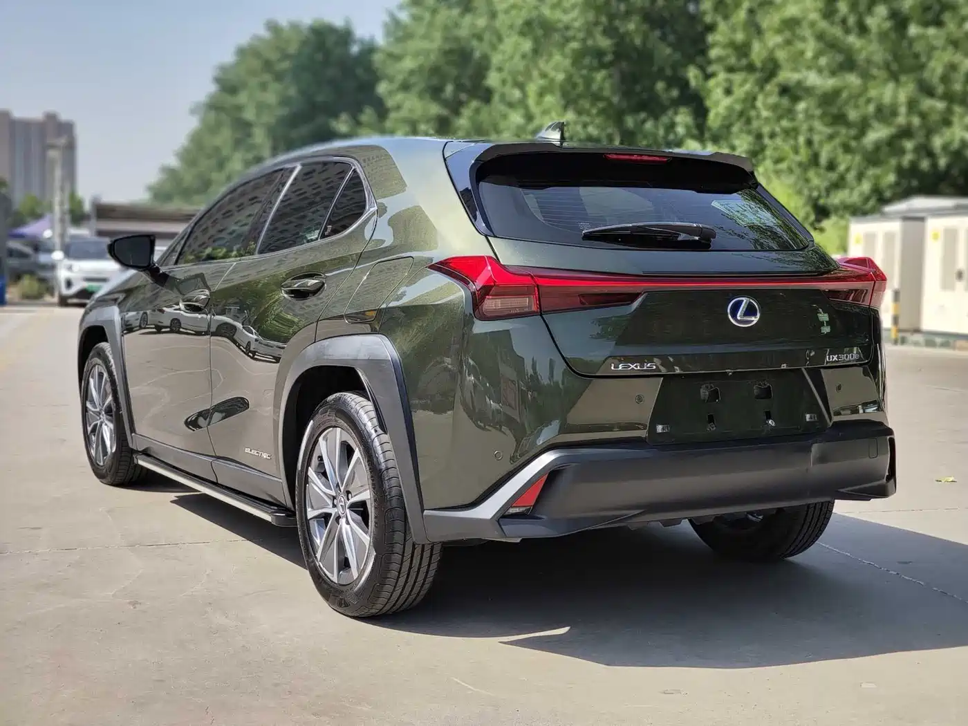 Lexus UX Electric 2020 300e Pure Enjoyment Edition фото 4