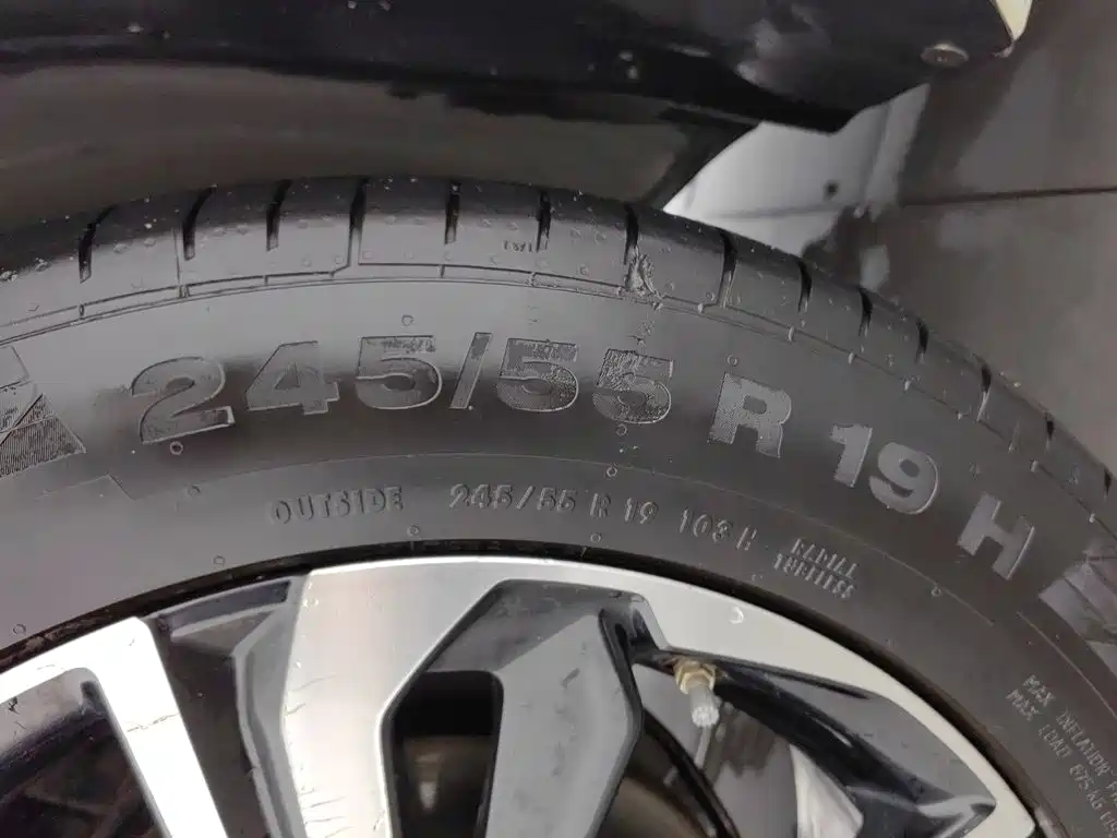 Фото 24 - Honda UR-V