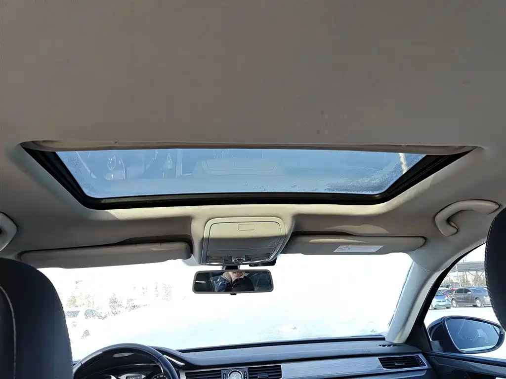 Volkswagen Passat 2017 330TSI DSG Prestige фото 18