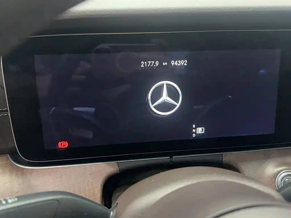 Mercedes-Benz E-Class 2022 Facelift E 260 L фото 11