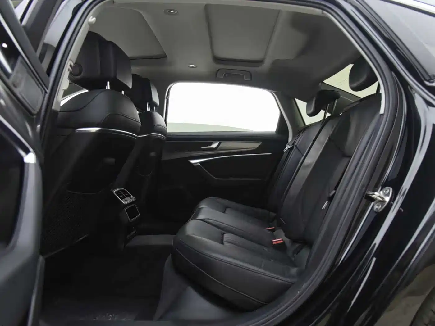 Audi A6L 2019 45 TFSI Premium Elegance фото 9