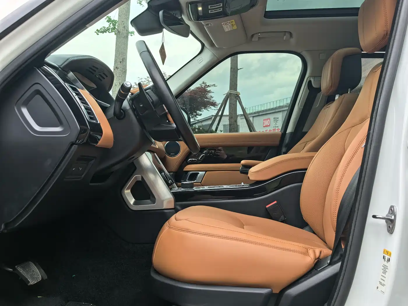 Land Rover Range Rover 2018 3.0 SC V6 Vogue Heritage Extended Edition фото 10