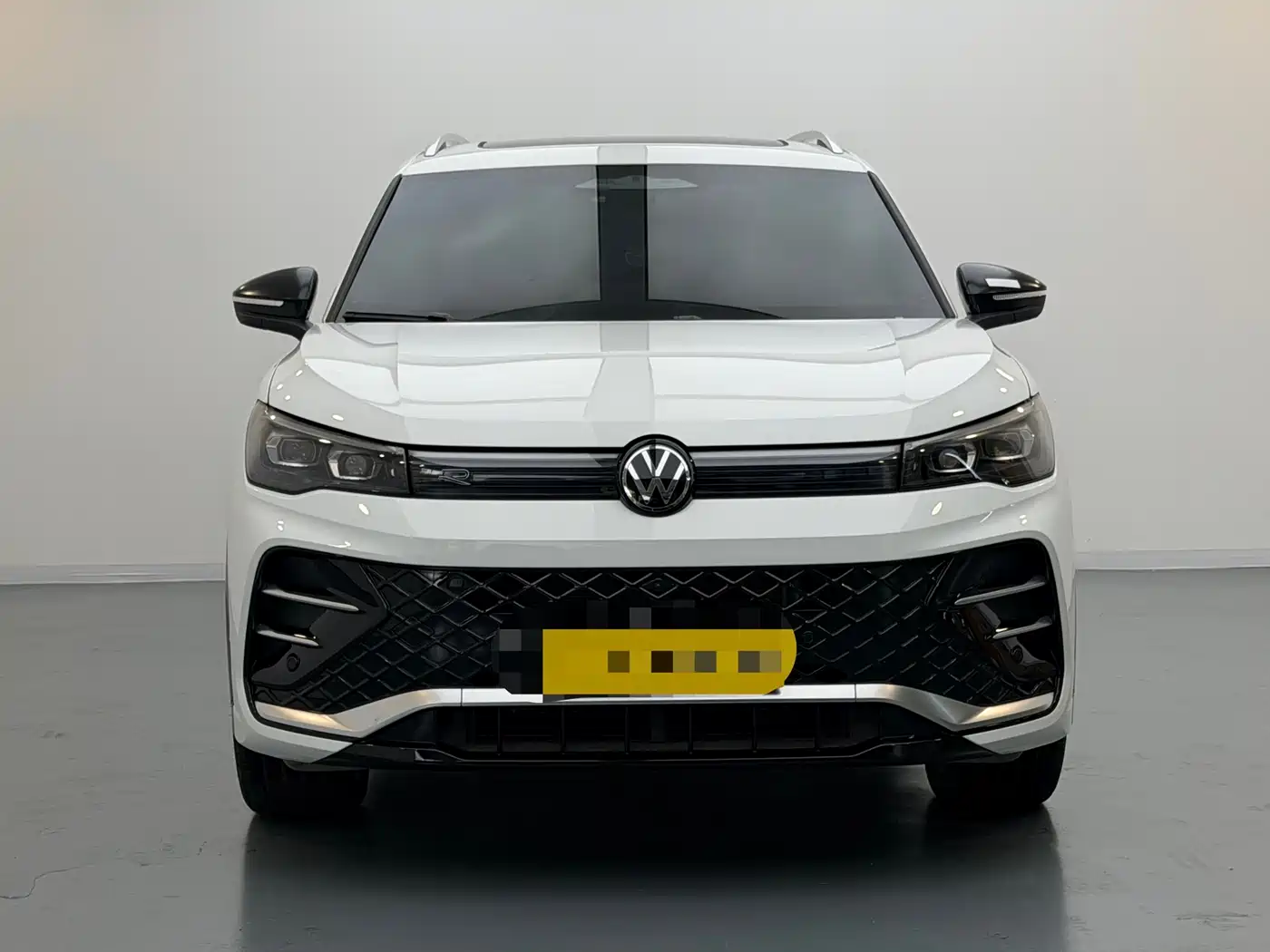 Volkswagen Tiguan L 2024 PRO 330TSI FWD R-Line Intelligent Premium Edition фото 2