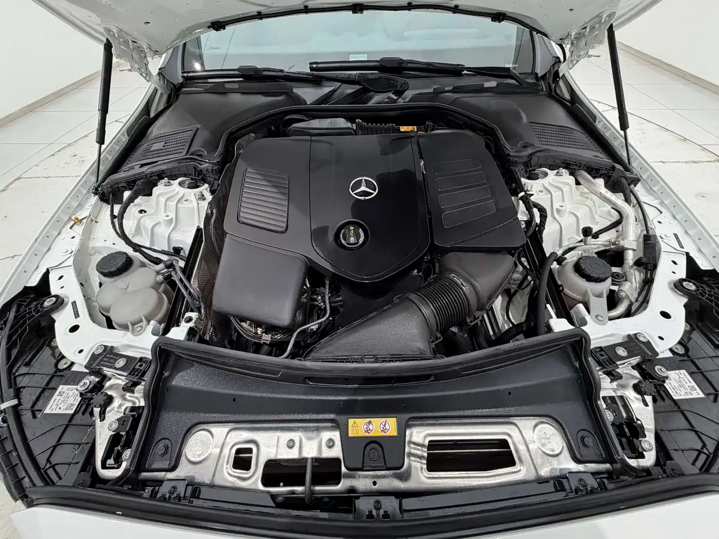 Mercedes-Benz C-Class 2024 Second Facelift C 260 L Sport фото 15