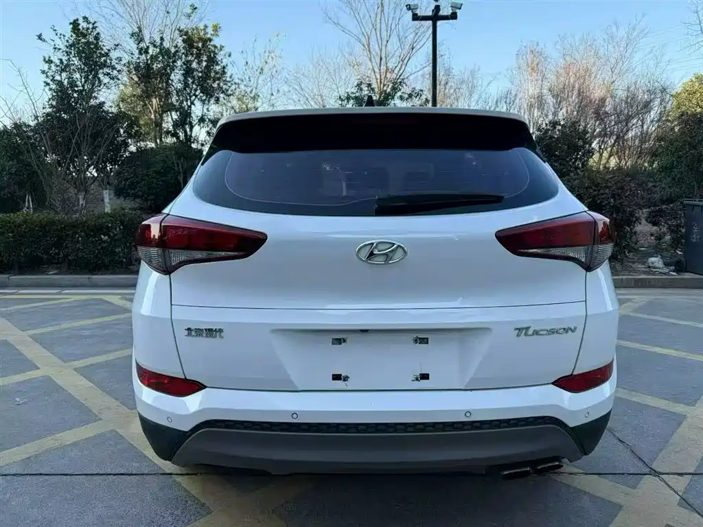 Hyundai Tucson 2018 1.6T DCT 2WD 15th Anniversary Special Edition фото 11