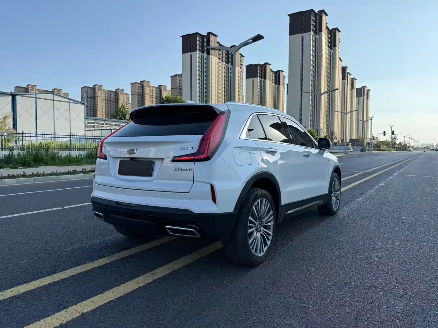 Cadillac XT4 2025 2024 28T 2WD Premium