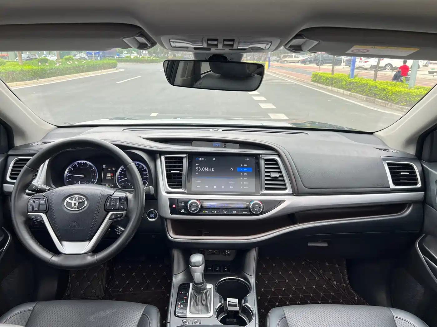 Toyota Highlander 2021 2.0T AWD Luxury 7-Seater фото 19